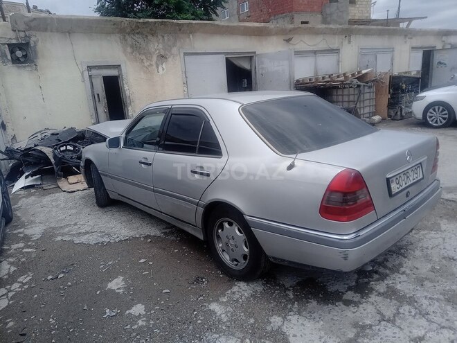 Mercedes C 180-4