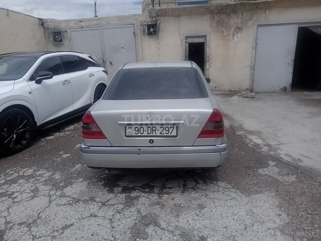Mercedes C 180-2
