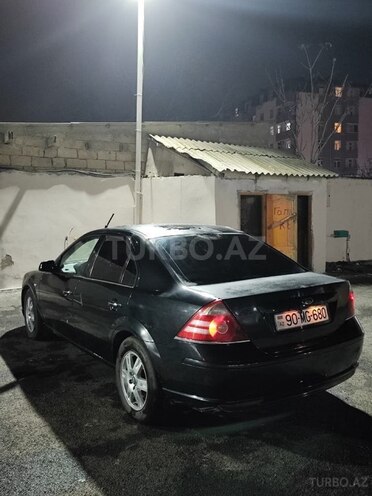 Ford Mondeo-10