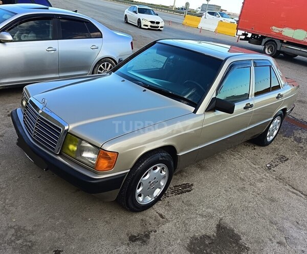 Mercedes 190-6