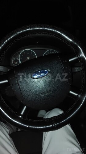 Ford Mondeo-15