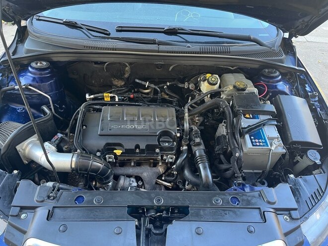 Chevrolet Cruze-3
