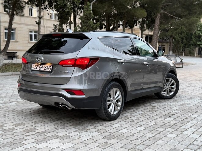 Hyundai Santa Fe-3