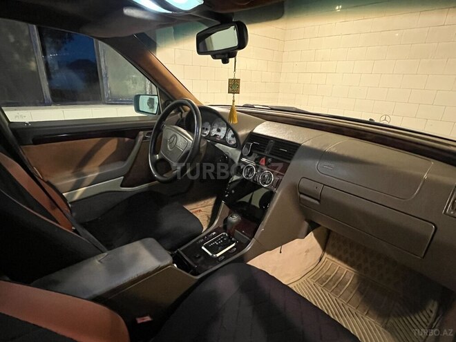 Mercedes C 200-5