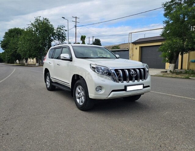 Toyota Land Cruiser Prado-2