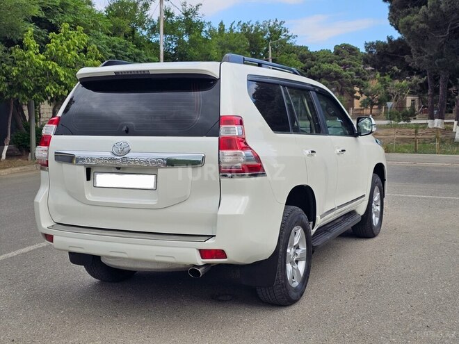 Toyota Land Cruiser Prado-7