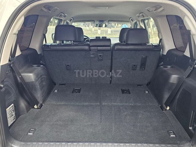 Toyota Land Cruiser Prado-11