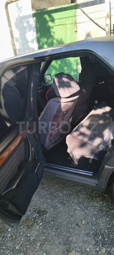 Mercedes 220 E-9
