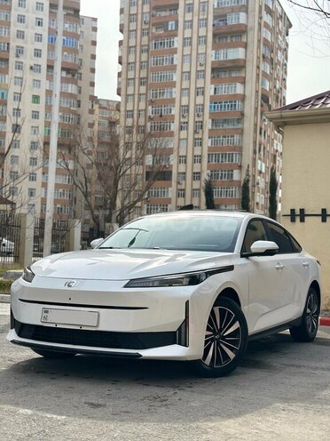 Changan Qiyuan A05-2