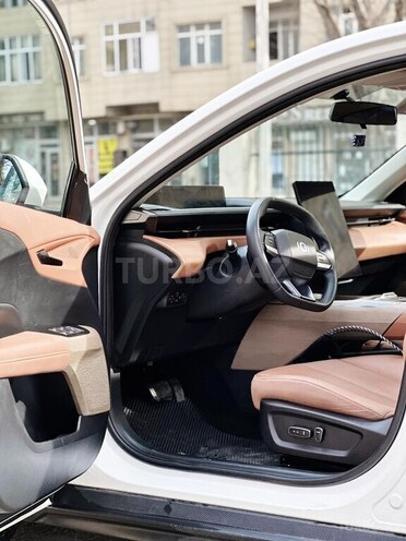 Changan Qiyuan A05-9
