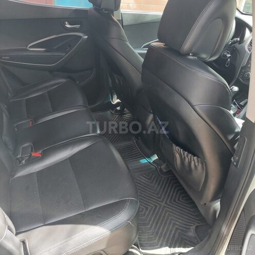 Hyundai Santa Fe-7