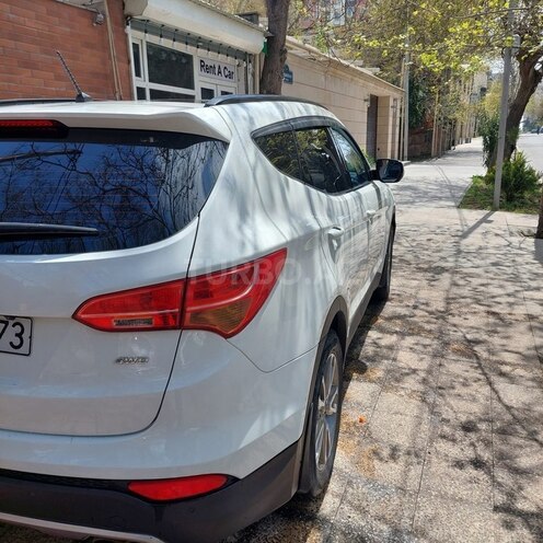 Hyundai Santa Fe-5