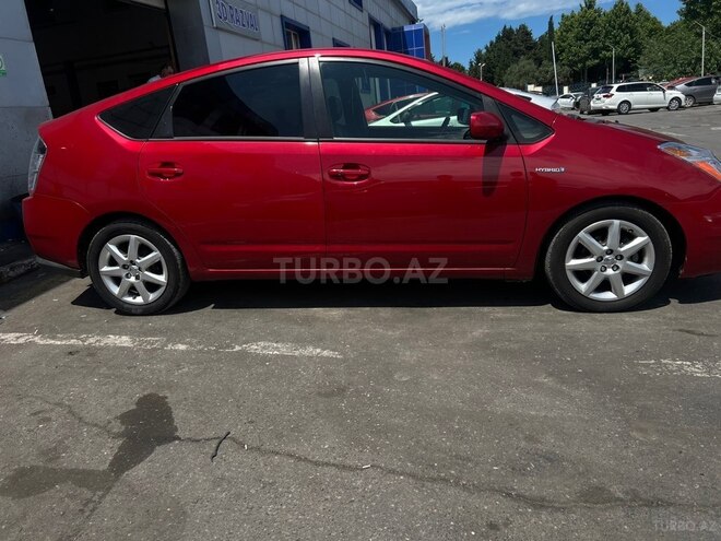 Toyota Prius-2