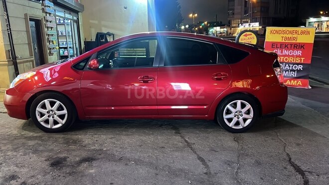 Toyota Prius-4