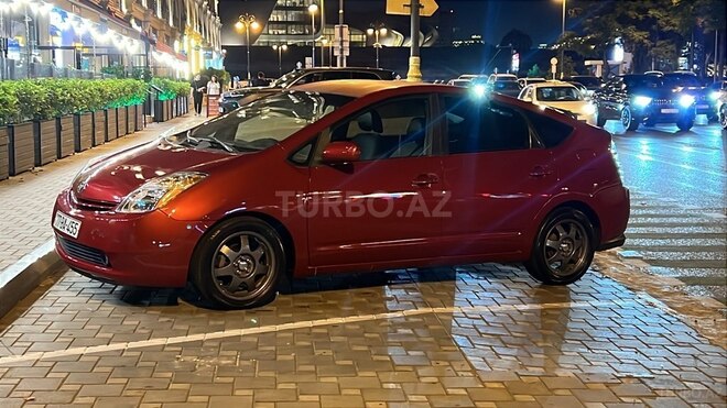 Toyota Prius-5