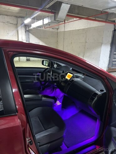 Toyota Prius-7
