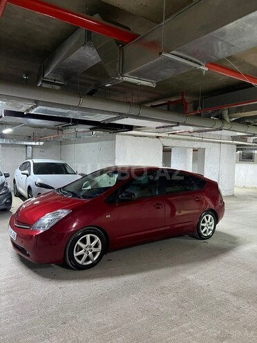 Toyota Prius-3