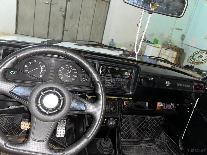 LADA (VAZ) 2107-5
