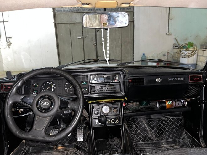 LADA (VAZ) 2107-6