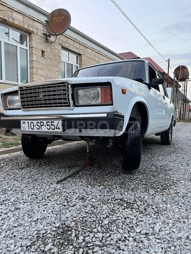 LADA (VAZ) 2107-10