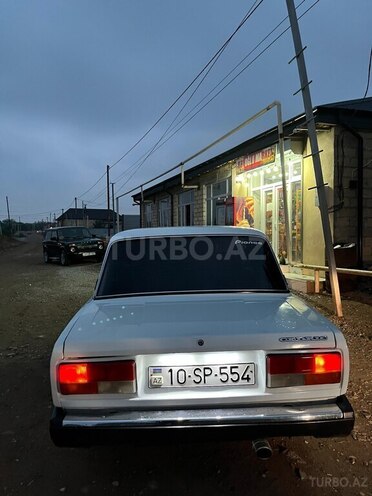 LADA (VAZ) 2107-16