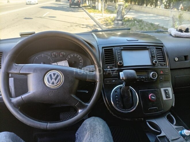 Volkswagen Transporter-3