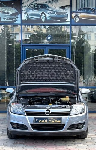 Opel Astra-2