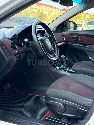 Chevrolet Cruze-6