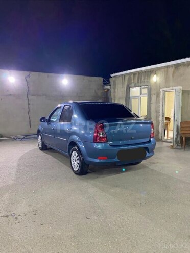Renault Logan-6