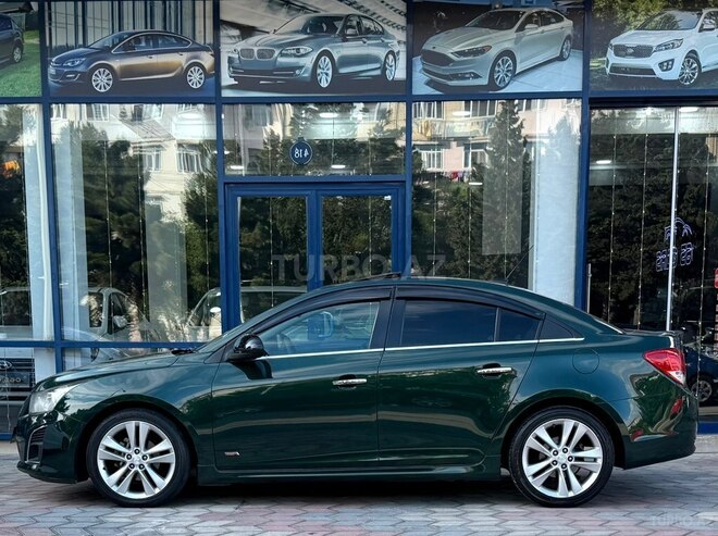 Chevrolet Cruze-11