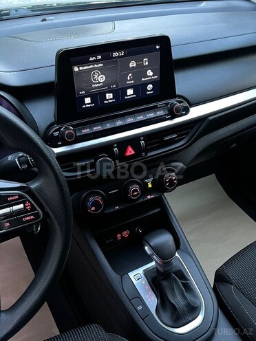 Kia Forte-14