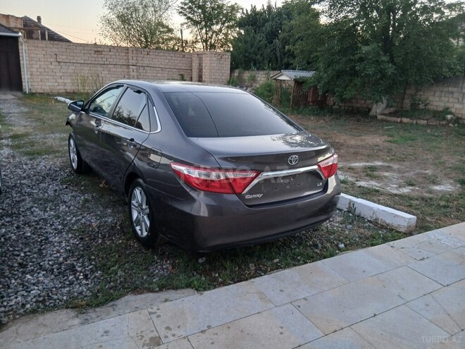 Toyota Camry-4