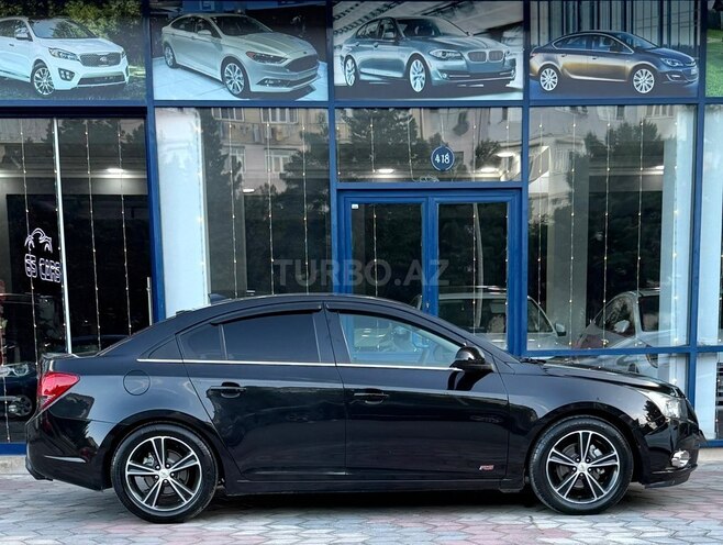 Chevrolet Cruze-11