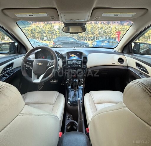 Chevrolet Cruze-9