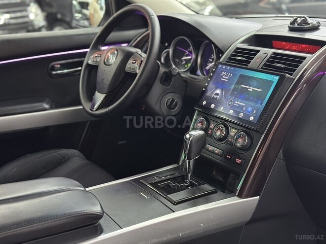 Mazda CX-9-16