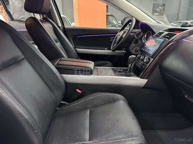 Mazda CX-9-15