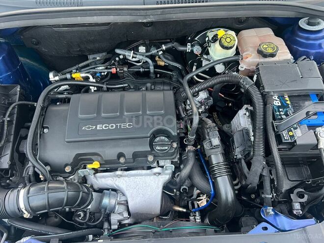 Chevrolet Cruze-21