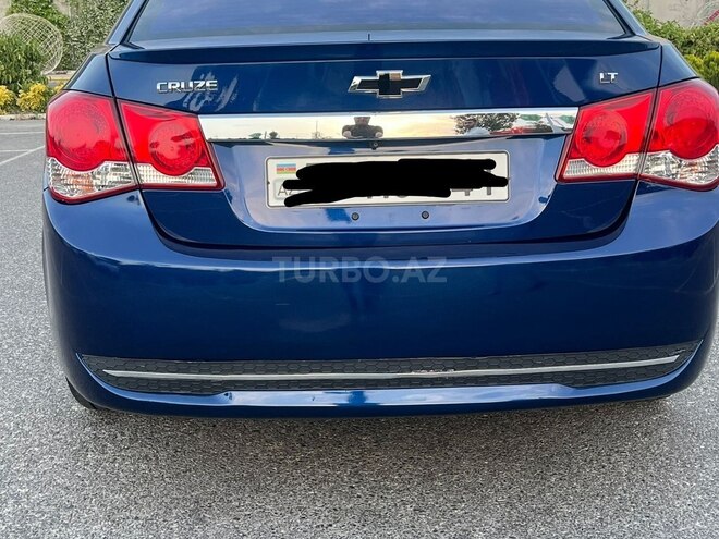 Chevrolet Cruze-11