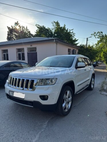 Jeep Grand Cherokee-3
