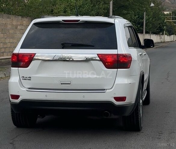 Jeep Grand Cherokee-2