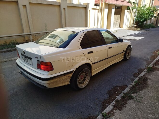 BMW 320-5