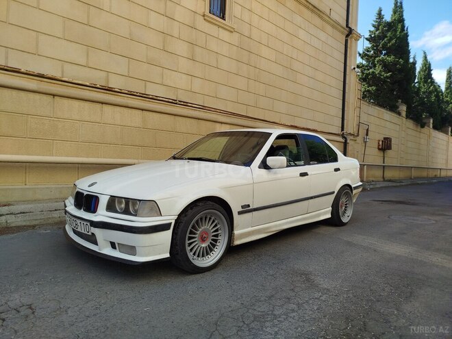 BMW 320-8