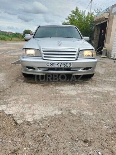 Mercedes C 240-1