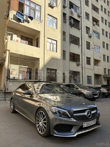 Mercedes C 300-1