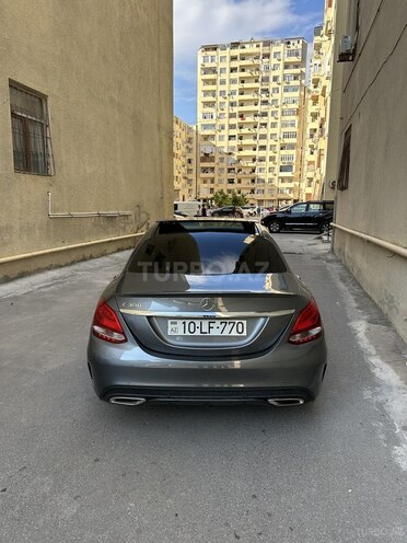Mercedes C 300-9