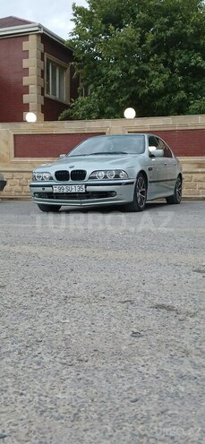 BMW 528-4