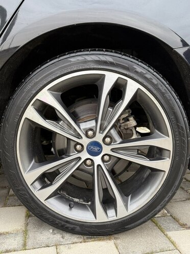 Ford Fusion (North America)-14