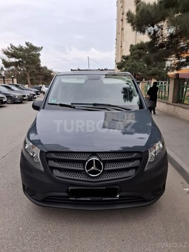 Mercedes Vito-1