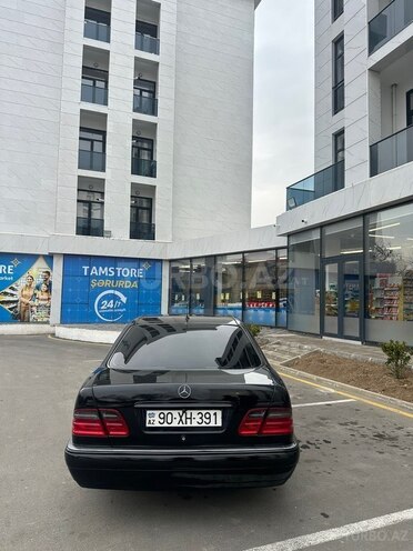 Mercedes E 280-3