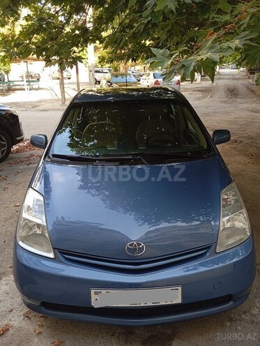Toyota Prius-3